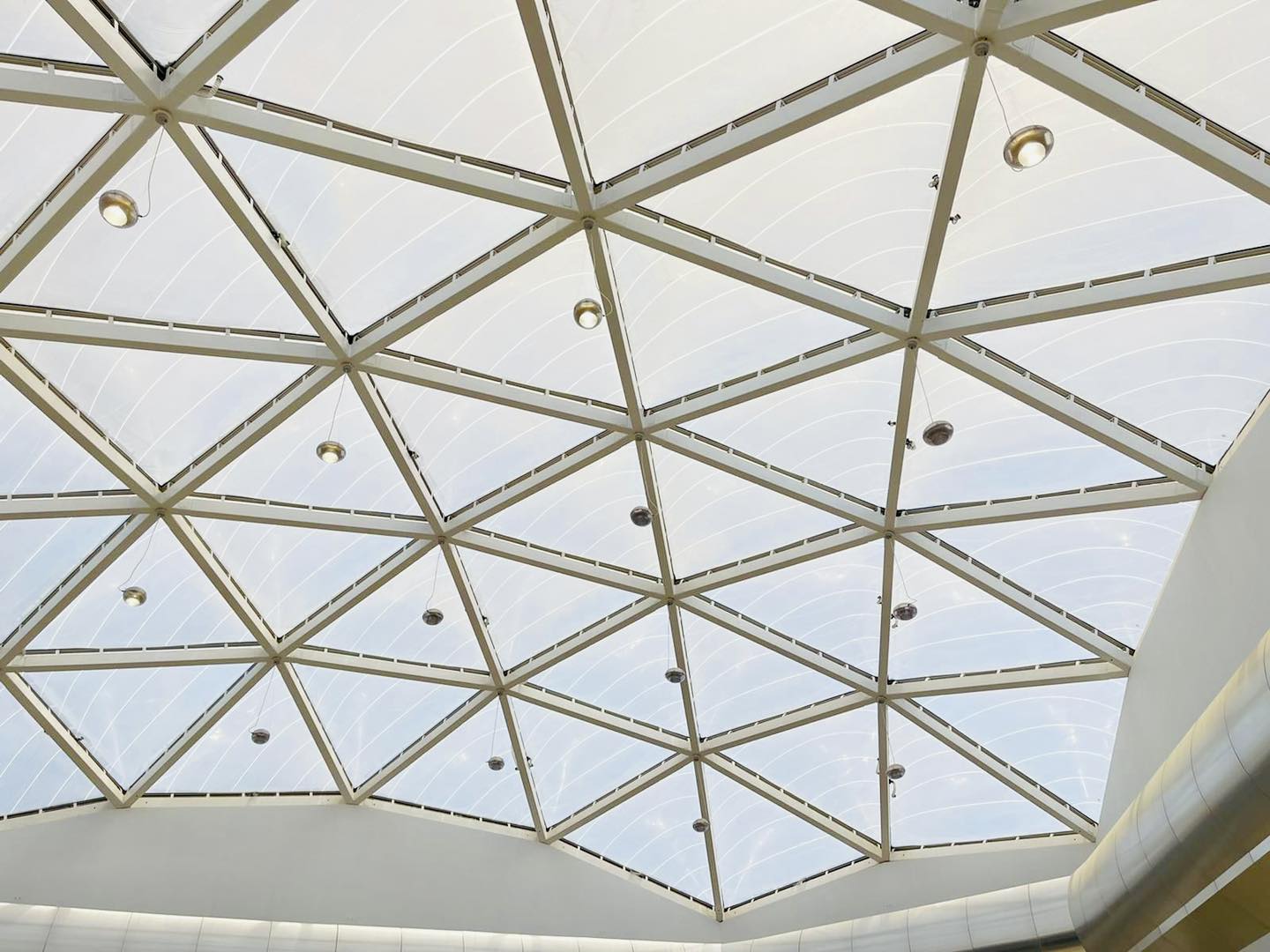 Alışveriş Merkezlerinde ETFE Çatı
