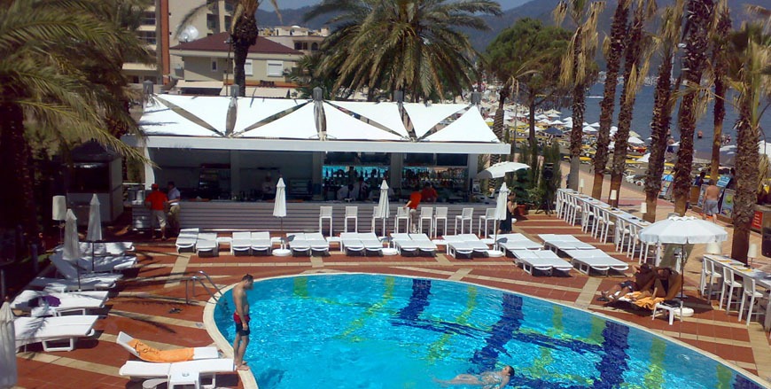 Elegance Hotel